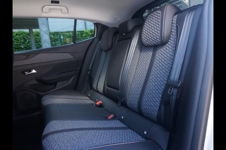 Peugeot 408 1.2 Allure Hybrid 145 360 Camera