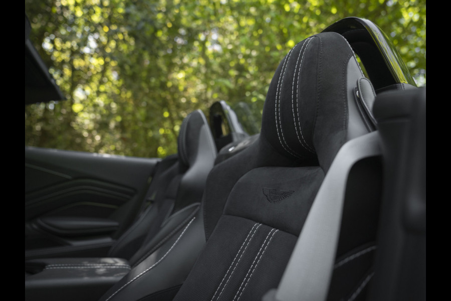 Aston Martin Vantage Roadster 4.0 V8