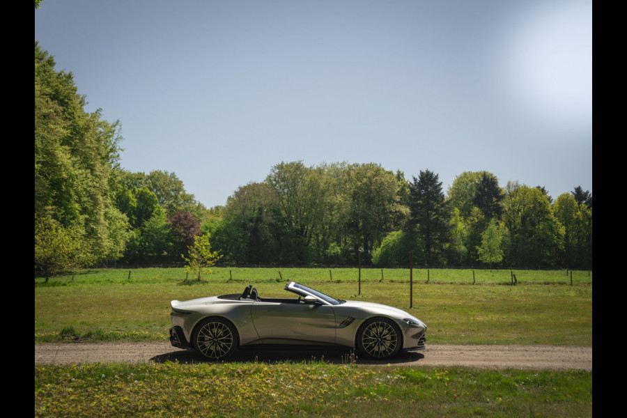 Aston Martin Vantage Roadster 4.0 V8