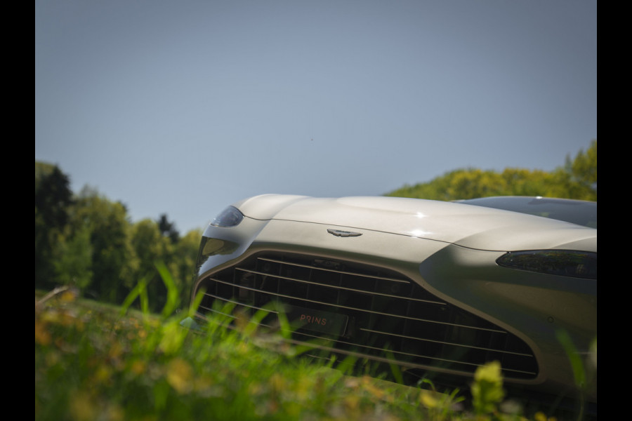 Aston Martin Vantage Roadster 4.0 V8