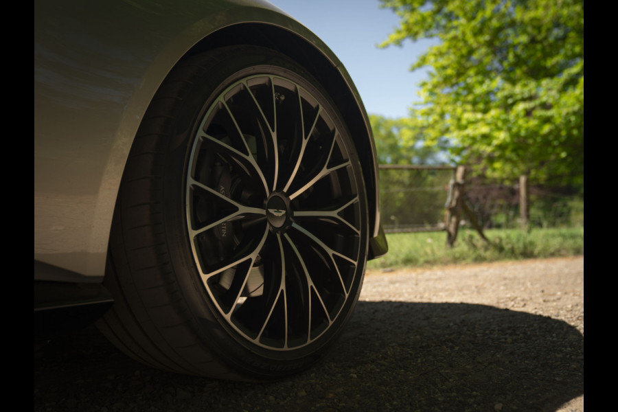 Aston Martin Vantage Roadster 4.0 V8