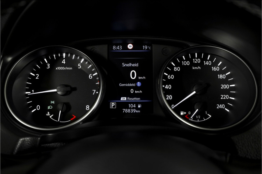 Nissan QASHQAI 1.3 DIG-T 160 PK Tekna + - Automaat | Pano | Adapt. Cruise | Stoel-+Voorruitverw. | NAV+App. Connect | ECC | Afn. Trekhaak | Bose | LM 19" |
