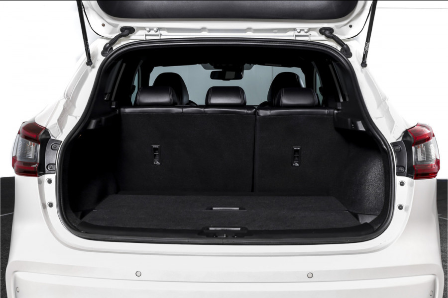 Nissan QASHQAI 1.3 DIG-T 160 PK Tekna + - Automaat | Pano | Adapt. Cruise | Stoel-+Voorruitverw. | NAV+App. Connect | ECC | Afn. Trekhaak | Bose | LM 19" |