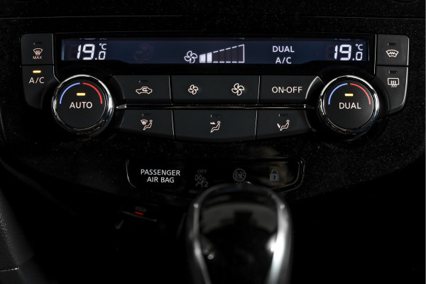 Nissan QASHQAI 1.3 DIG-T 160 PK Tekna + - Automaat | Pano | Adapt. Cruise | Stoel-+Voorruitverw. | NAV+App. Connect | ECC | Afn. Trekhaak | Bose | LM 19" |