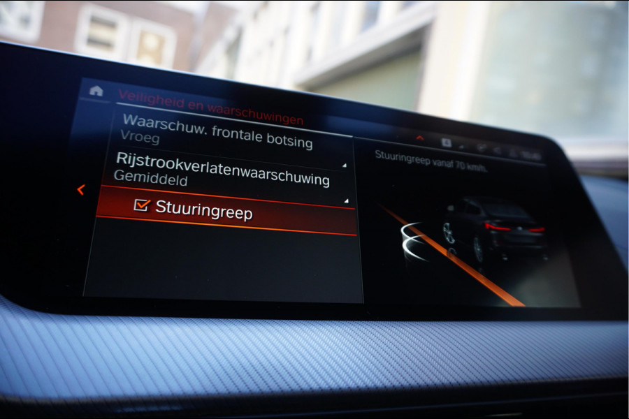 BMW 2 Serie Gran Coupé 218i High Executive M-SPORT | Pano-dak | Sfeer | Adaptive + Lane | Apple CarPlay | NL Auto | Compleet BMW onderhouden