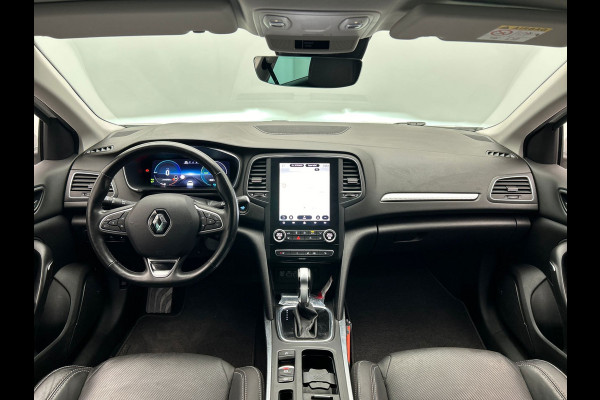 Renault Mégane Estate 1.6 E-Tech Plug-In Hybrid 160 | Origineel NL | Carplay | Leder | Navigatie | Camera | Stoel/stuurverwarming