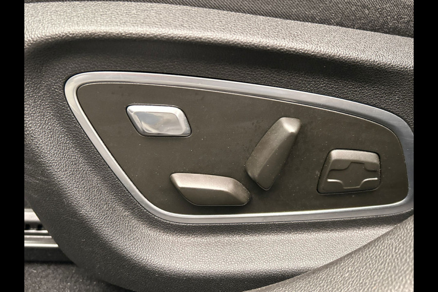 Renault Mégane Estate 1.6 E-Tech Plug-In Hybrid 160 | Origineel NL | Carplay | Leder | Navigatie | Camera | Stoel/stuurverwarming