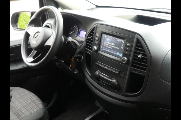 Mercedes-Benz EVITO TOURER PRO L2 35KWH 8 Persoons MARGE AUTO dubbele schuifdeuren