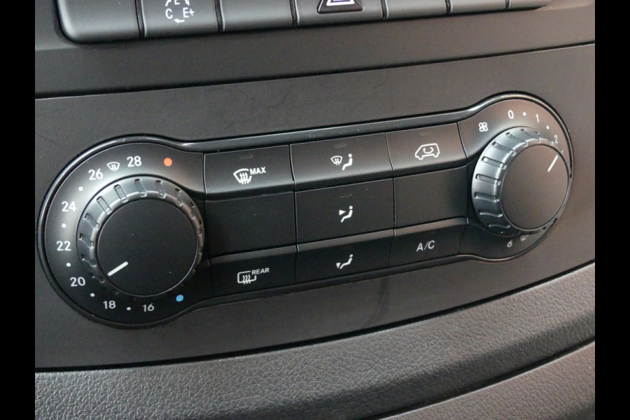 Mercedes-Benz EVITO TOURER PRO L2 35KWH 8 Persoons MARGE AUTO dubbele schuifdeuren
