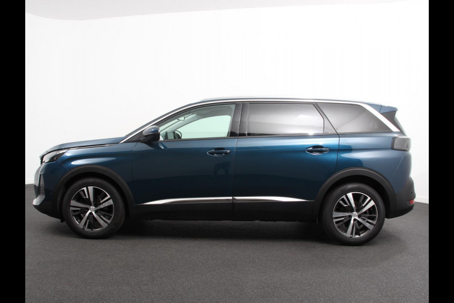 Peugeot 5008 1.2 PureTech 130pk Automaat Allure Pack 7-zits | Navigatie | Apple Carplay/Android Auto | Climate Control | Cruise Control | Virtual cockpit | PDC VA + Camera | Zonneschermen achter | Keyless Go | Full LED  18” LM Velgen