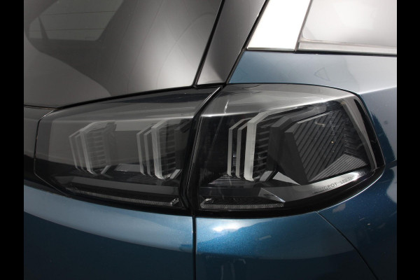 Peugeot 5008 1.2 PureTech 130pk Automaat Allure Pack 7-zits | Navigatie | Apple Carplay/Android Auto | Climate Control | Cruise Control | Virtual cockpit | PDC VA + Camera | Zonneschermen achter | Keyless Go | Full LED  18” LM Velgen