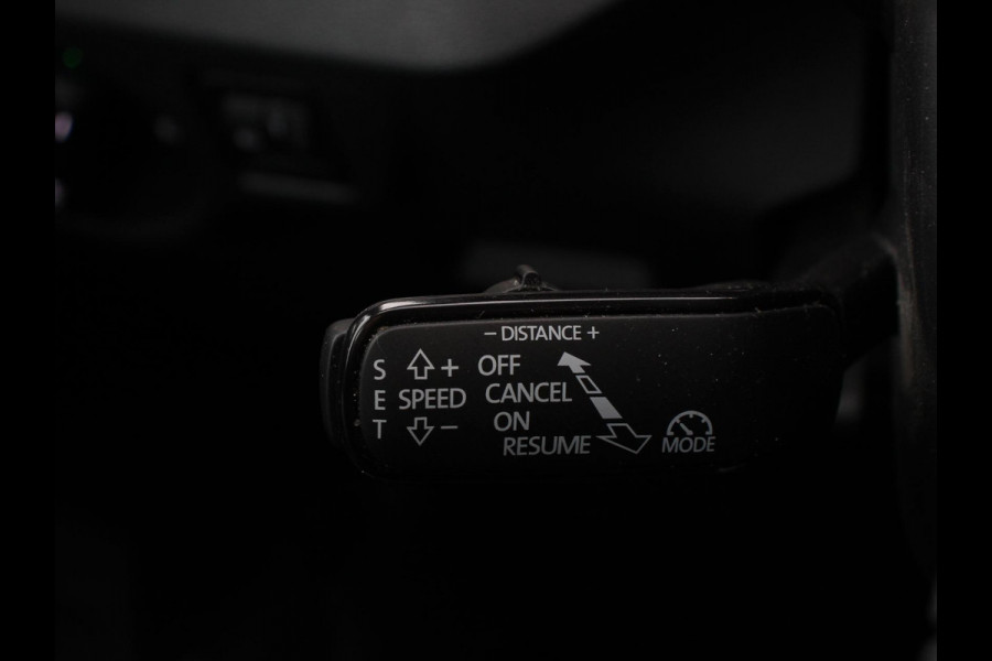 Škoda Kamiq 1.0 TSI 110pk DSG Style | Navigatie | Apple Carplay/Android auto | Parkeersensor achter | Cruise Control | Verwarmbare voorstoelen | Extra getint glas | Climate Control | Digitale Cockpit