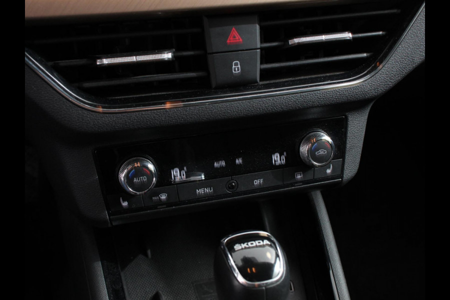 Škoda Kamiq 1.0 TSI 110pk DSG Style | Navigatie | Apple Carplay/Android auto | Parkeersensor achter | Cruise Control | Verwarmbare voorstoelen | Extra getint glas | Climate Control | Digitale Cockpit