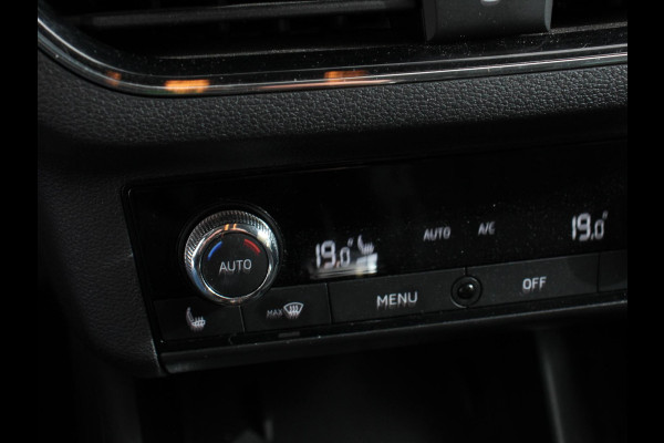 Škoda Kamiq 1.0 TSI 110pk DSG Style | Navigatie | Apple Carplay/Android auto | Parkeersensor achter | Cruise Control | Verwarmbare voorstoelen | Extra getint glas | Climate Control | Digitale Cockpit