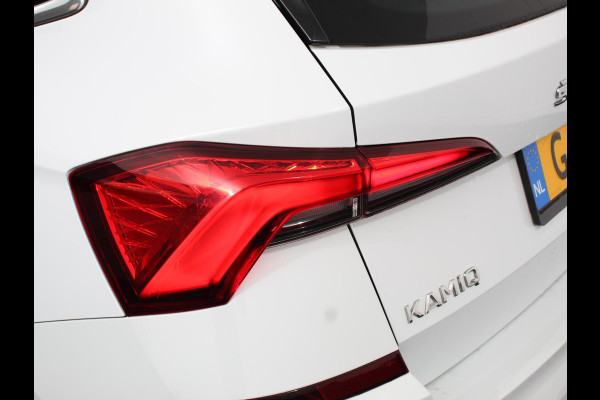 Škoda Kamiq 1.0 TSI 110pk DSG Style | Navigatie | Apple Carplay/Android auto | Parkeersensor achter | Cruise Control | Verwarmbare voorstoelen | Extra getint glas | Climate Control | Digitale Cockpit