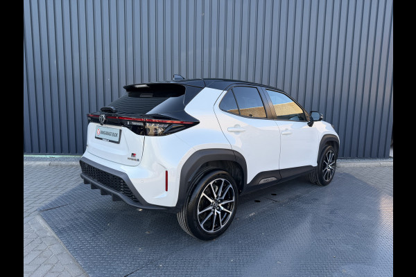 Toyota Yaris Cross 1.5 Hybrid GR Sport / Bi tone | 360 camera | JBL | Head-up | Rijklaar!!!
