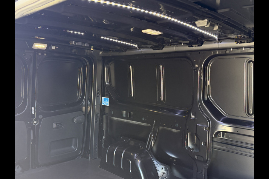 Renault Trafic 2.0 Blue dCi 150 PK NEXT LEVEL EDITION Navi / Camera / Led