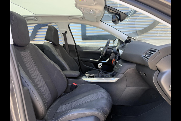Peugeot 308 SW 1.2 PureTech Allure Navi|Clima|Cruise|Pano|Carplay|PDC V+A|D-riem vv in 2023|N.A.P|APK tot 10-2027