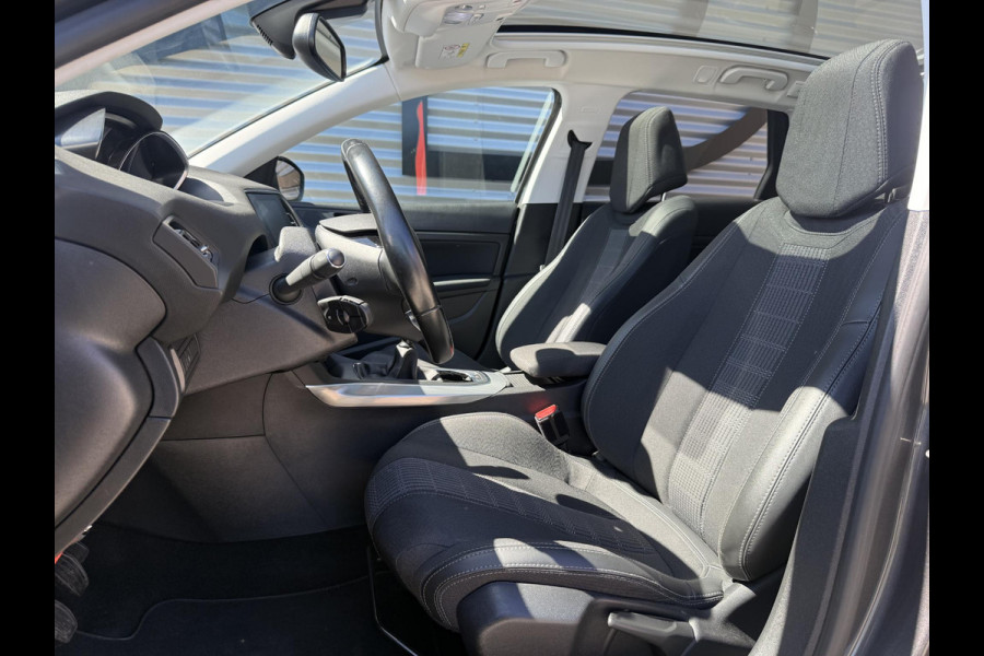 Peugeot 308 SW 1.2 PureTech Allure Navi|Clima|Cruise|Pano|Carplay|PDC V+A|D-riem vv in 2023|N.A.P|APK tot 10-2027