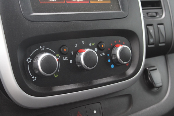 Renault Trafic 2.0 dCi 170 T29 L2H1 Comfort | Trekhaak | Sidebars | 18'' Lichtmetalen Velgen | Airco | Cruise Control |