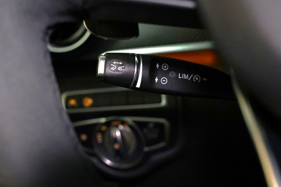 Mercedes-Benz V-Klasse 300d L2 Exclusive AMG Line MEMORY BURMESTER NAVI CLIMA 360CAM "24