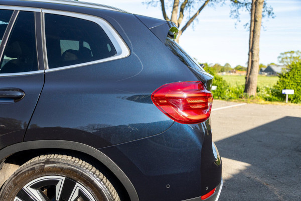 BMW iX3 High Executive 80 kWh I 98% I Pano I HUD I H&K I ACC I BTW I