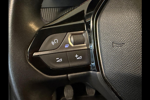 Peugeot 208 1.2 PureTech 100PK Allure Pack | Carplay | Camera | Keyless | 3D Dashboard | Incl. garantie