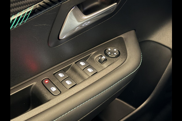 Peugeot 208 1.2 PureTech 100PK Allure Pack | Carplay | Camera | Keyless | 3D Dashboard | Incl. garantie