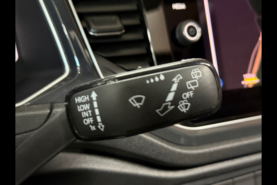 Volkswagen T-Roc 1.5 TSI Sport | Pano | ACC | LED | Virtual Cockpit | Camera