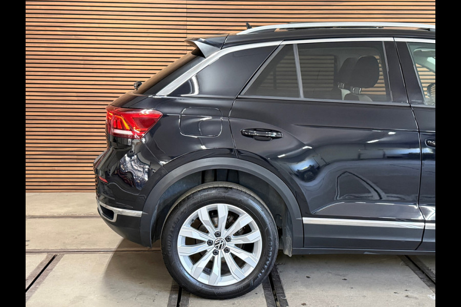 Volkswagen T-Roc 1.5 TSI Sport | Pano | ACC | LED | Virtual Cockpit | Camera