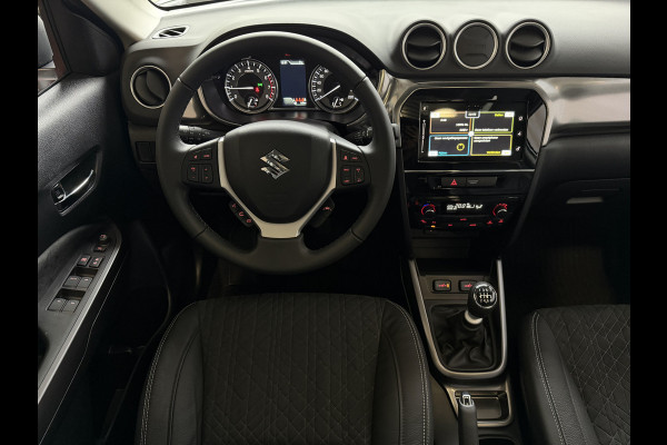 Suzuki Vitara 1.4 BOOSTERJET 07/25 NIEUWSTAAT HYBRID STYLE PANORAMA SCHUIFDAK LEER CARPLAY NAVI CAMERA PDC STOELVERW.