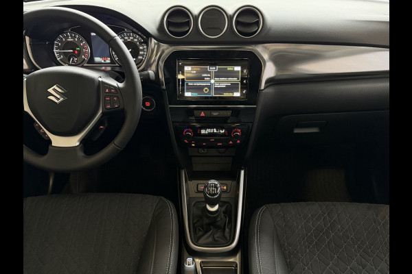 Suzuki Vitara 1.4 BOOSTERJET 07/25 NIEUWSTAAT HYBRID STYLE PANORAMA SCHUIFDAK LEER CARPLAY NAVI CAMERA PDC STOELVERW.