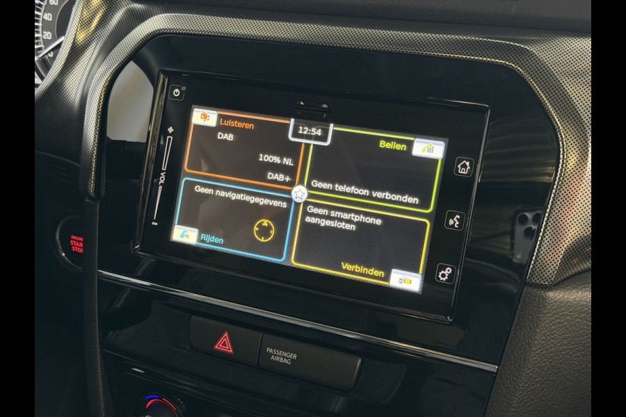 Suzuki Vitara 1.4 BOOSTERJET 07/25 NIEUWSTAAT HYBRID STYLE PANORAMA SCHUIFDAK LEER CARPLAY NAVI CAMERA PDC STOELVERW.