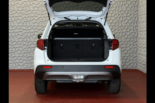 Suzuki Vitara 1.4 BOOSTERJET 07/25 NIEUWSTAAT HYBRID STYLE PANORAMA SCHUIFDAK LEER CARPLAY NAVI CAMERA PDC STOELVERW.