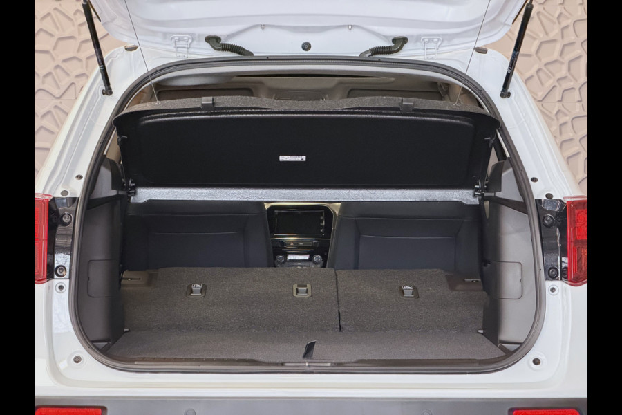Suzuki Vitara 1.4 BOOSTERJET 07/25 NIEUWSTAAT HYBRID STYLE PANORAMA SCHUIFDAK LEER CARPLAY NAVI CAMERA PDC STOELVERW.