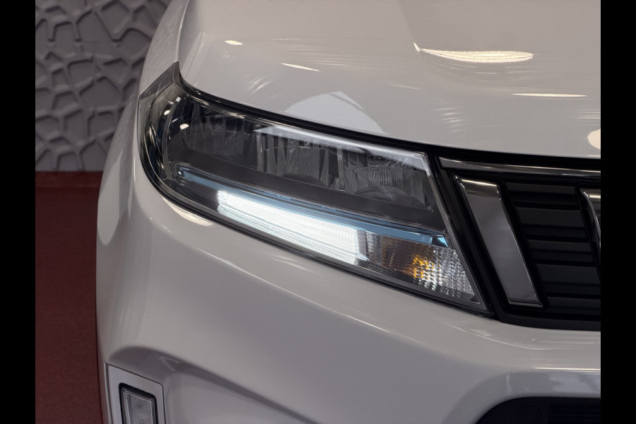 Suzuki Vitara 1.4 BOOSTERJET 07/25 NIEUWSTAAT HYBRID STYLE PANORAMA SCHUIFDAK LEER CARPLAY NAVI CAMERA PDC STOELVERW.