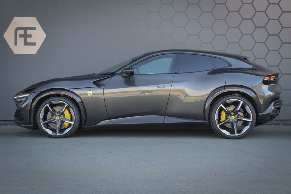 Ferrari Purosangue 6.5 V12 | NEW | INCL. VAT/BPM | NO REGISTRATION | 135K OPTIONS | CARBON WHEELHOUSE, R+F DIFFUSERS, UNDERDOOR, MIRRORS, DOORPANEL MASSAGE REAR SEATS | FULL LEATHER PACK | DIGITAL REAR VIEW CAMERA | PRIVACY GLASS | REAR SEATS COOLED/HEATED | BURMESTER HIGH END AUDIO | ACTIVE MATRIX LED HEADLIGHTS | VAT REF. |