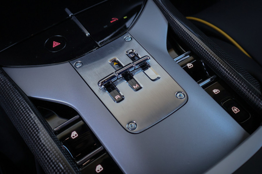 Ferrari Purosangue 6.5 V12 | NEW | INCL. VAT/BPM | NO REGISTRATION | 135K OPTIONS | CARBON WHEELHOUSE, R+F DIFFUSERS, UNDERDOOR, MIRRORS, DOORPANEL MASSAGE REAR SEATS | FULL LEATHER PACK | DIGITAL REAR VIEW CAMERA | PRIVACY GLASS | REAR SEATS COOLED/HEATED | BURMESTER HIGH END AUDIO | ACTIVE MATRIX LED HEADLIGHTS | VAT REF. |