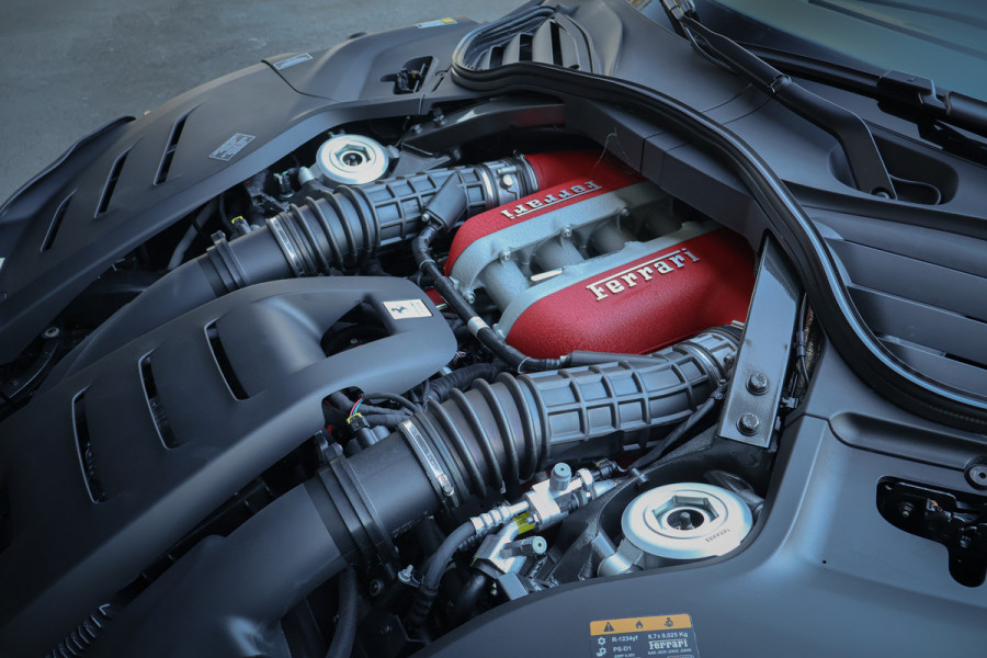 Ferrari Purosangue 6.5 V12 | NEW | INCL. VAT/BPM | NO REGISTRATION | 135K OPTIONS | CARBON WHEELHOUSE, R+F DIFFUSERS, UNDERDOOR, MIRRORS, DOORPANEL MASSAGE REAR SEATS | FULL LEATHER PACK | DIGITAL REAR VIEW CAMERA | PRIVACY GLASS | REAR SEATS COOLED/HEATED | BURMESTER HIGH END AUDIO | ACTIVE MATRIX LED HEADLIGHTS | VAT REF. |