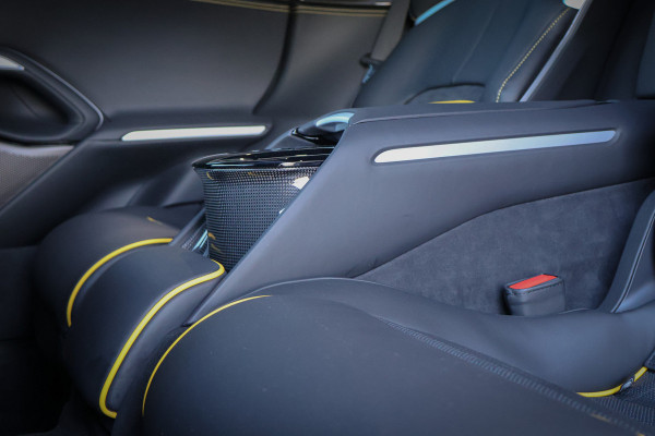 Ferrari Purosangue 6.5 V12 | NEW | INCL. VAT/BPM | NO REGISTRATION | 135K OPTIONS | CARBON WHEELHOUSE, R+F DIFFUSERS, UNDERDOOR, MIRRORS, DOORPANEL MASSAGE REAR SEATS | FULL LEATHER PACK | DIGITAL REAR VIEW CAMERA | PRIVACY GLASS | REAR SEATS COOLED/HEATED | BURMESTER HIGH END AUDIO | ACTIVE MATRIX LED HEADLIGHTS | VAT REF. |