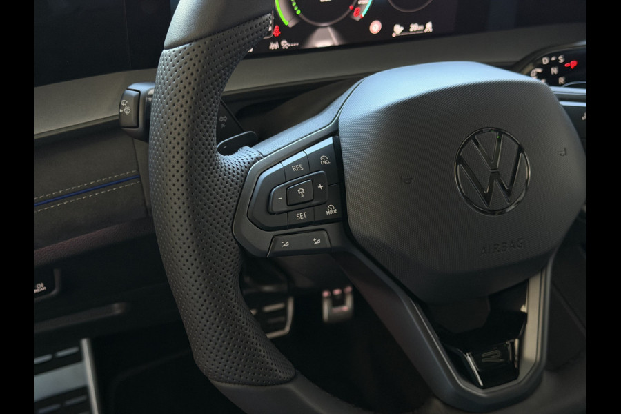 Volkswagen Tayron 1.5 eHybrid 272PK R-LINE SCHUIFDAK VW.TREKHAAK BLACK-STYLE 20''LMV PANO ERGO.STOEL MASSAGE TRAILER.ASSIST
