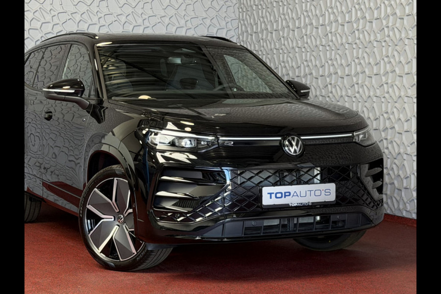 Volkswagen Tayron 1.5 eHybrid 272PK R-LINE SCHUIFDAK VW.TREKHAAK BLACK-STYLE 20''LMV PANO ERGO.STOEL MASSAGE TRAILER.ASSIST