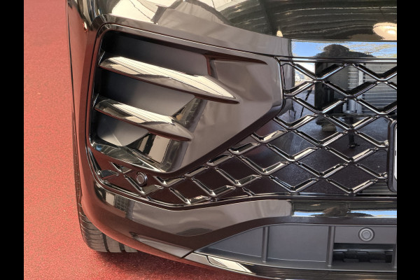 Volkswagen Tayron 1.5 eHybrid 272PK R-LINE SCHUIFDAK VW.TREKHAAK BLACK-STYLE 20''LMV PANO ERGO.STOEL MASSAGE TRAILER.ASSIST