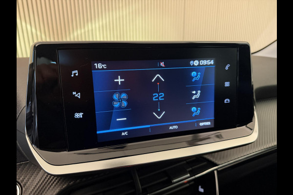 Peugeot 208 1.2 PureTech 100PK Allure Pack | Carplay | Camera | Stoelverw. | Keyless | Incl. garantie