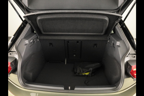 Volkswagen ID.3 Pro Limited Edition 58 kWh 204 PK | 20 Inch| Stoelverwarming | Achteruitrijcamera | Navigatie