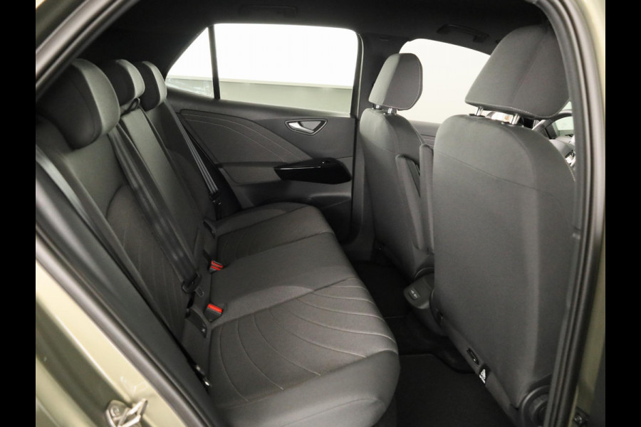 Volkswagen ID.3 Pro Limited Edition 58 kWh 204 PK | 20 Inch| Stoelverwarming | Achteruitrijcamera | Navigatie