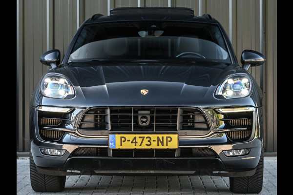 Porsche Macan 3.6 Turbo Performance Package 441pk | Sport Chrono | Panorama dak | Trekhaak | Bose Sound | Privacy glass | Adaptive cruise control | Stoel ventilatie