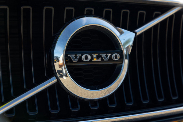 Volvo V90 2.0 T8 AWD Inscription I 91% I Btw I Luxe Leder I Trekhaak I Phine grey I
