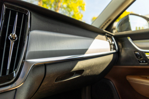 Volvo V90 2.0 T8 AWD Inscription I 91% I Btw I Luxe Leder I Trekhaak I Phine grey I