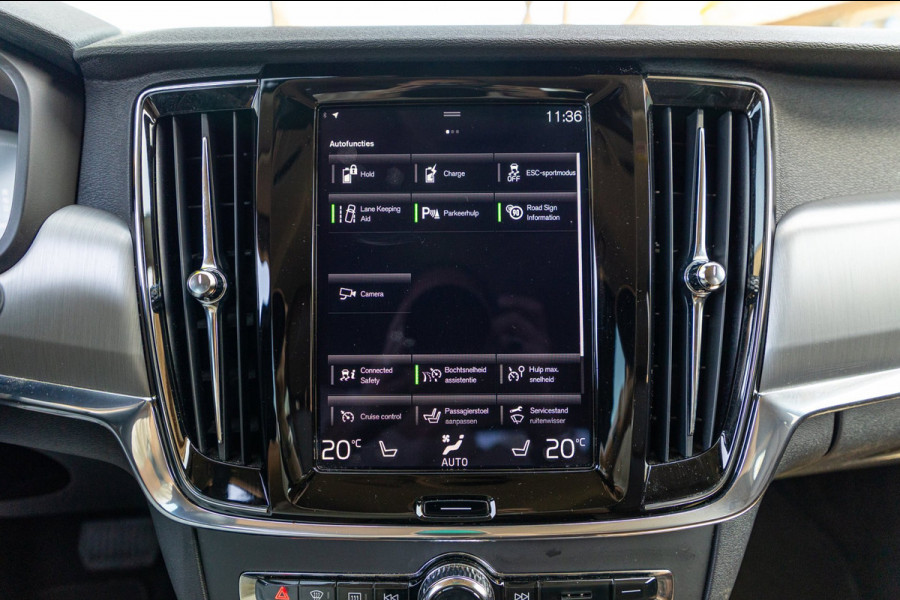 Volvo V90 2.0 T8 AWD Inscription I 91% I Btw I Luxe Leder I Trekhaak I Phine grey I